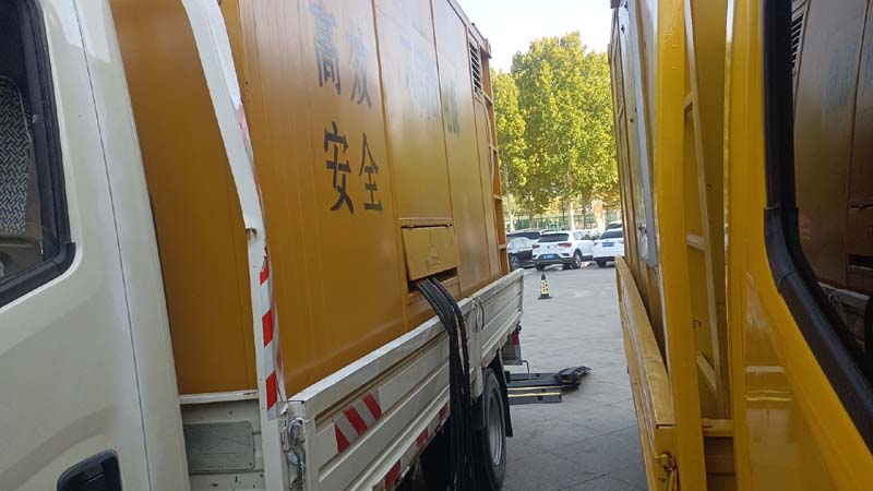 和林格尔如何判断柴油发电机组和UPS电源的切换时间是否符合要求？